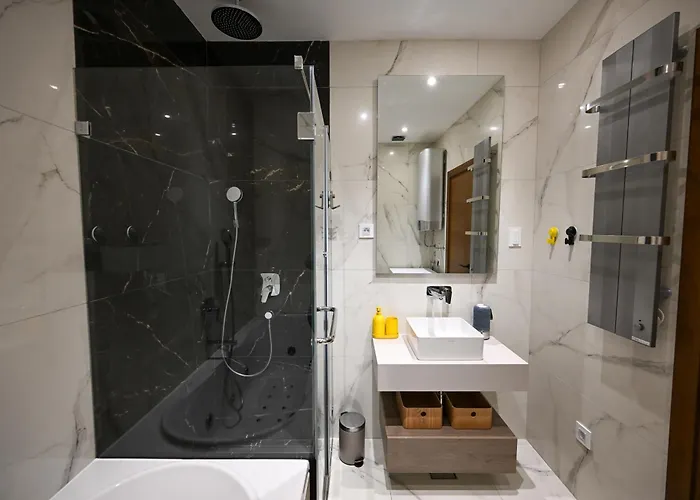 Centar, Garaza, Balkon, Kompis Apartment